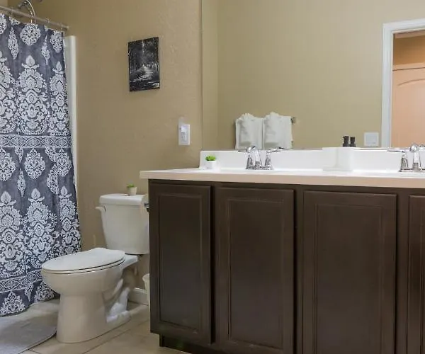 Gated Townhouse With 2 Suites, Heated Pool, Hot Tub * Mesa