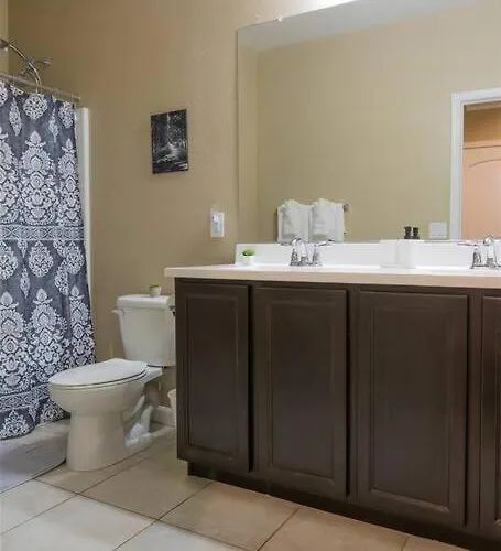 Holiday home Gated Townhouse With 2 Suites, Heated Pool, Hot Tub Mesa