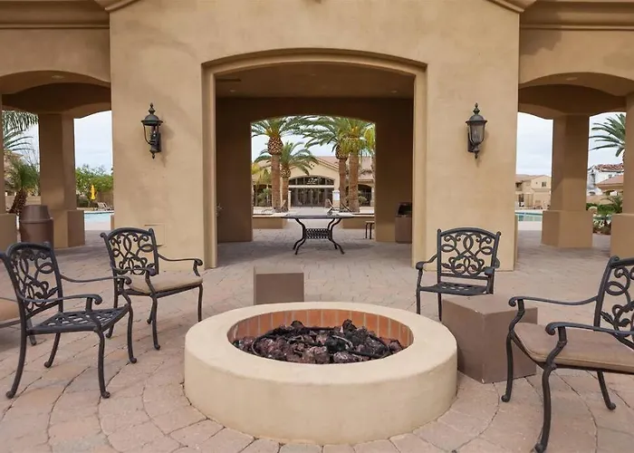 Gated Townhouse With 2 Suites, Heated Pool, Hot Tub * Mesa