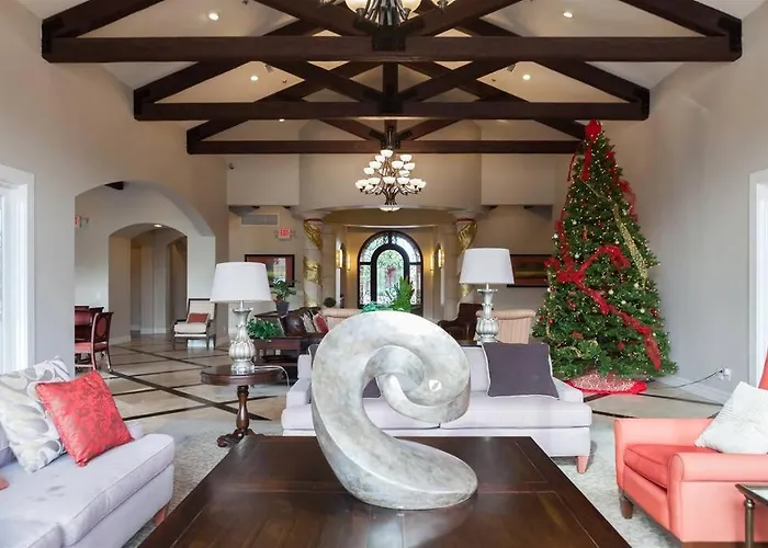 Holiday home Gated Townhouse With 2 Suites, Heated Pool, Hot Tub